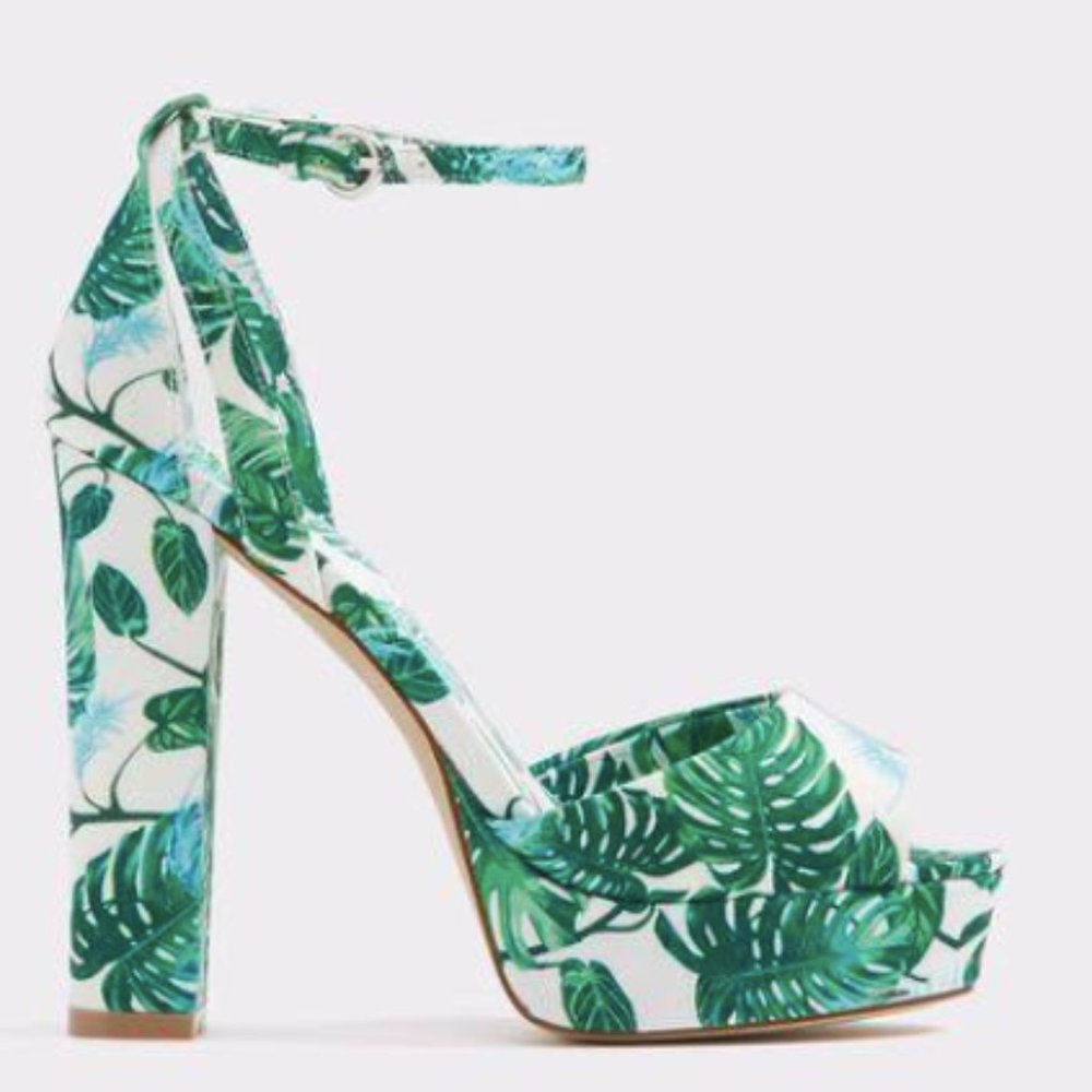 Aldo Olivarra Sandals Size 6